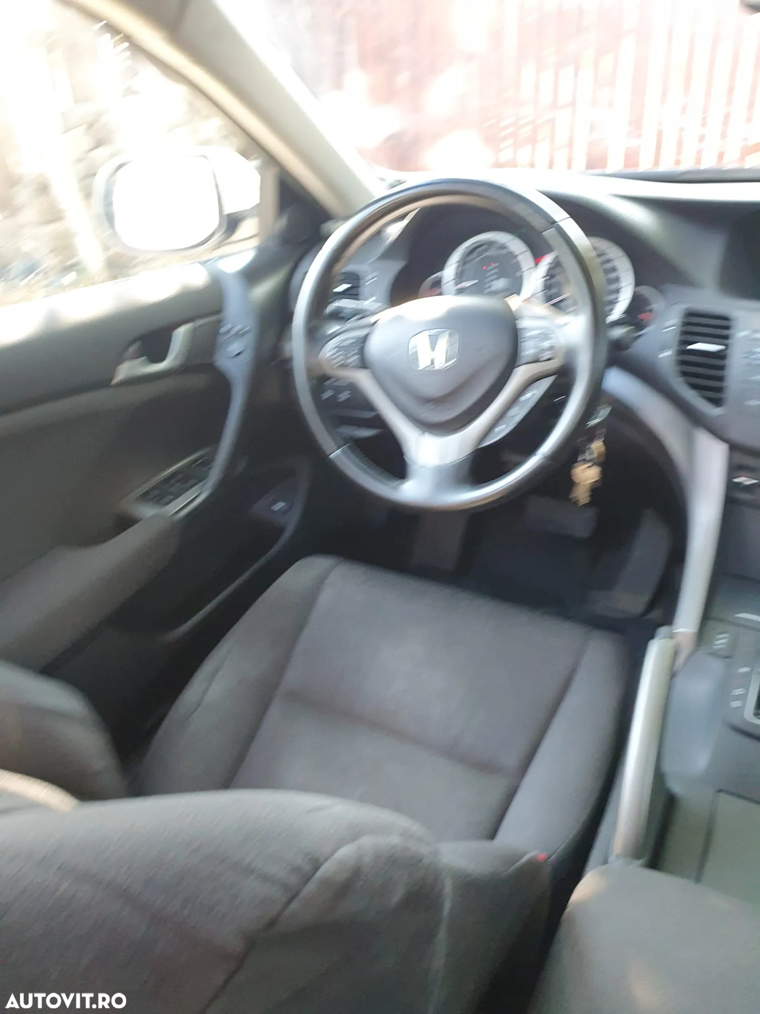 Honda Accord 2.0i Automatic Comfort - 13