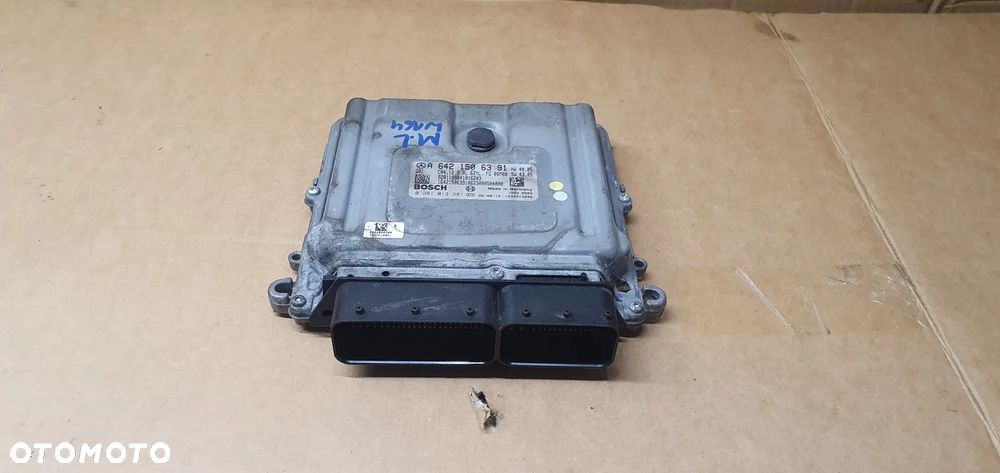Komputer sterownik silnika Mercedes ML W164 3.0 CDI A6421506391 - 2