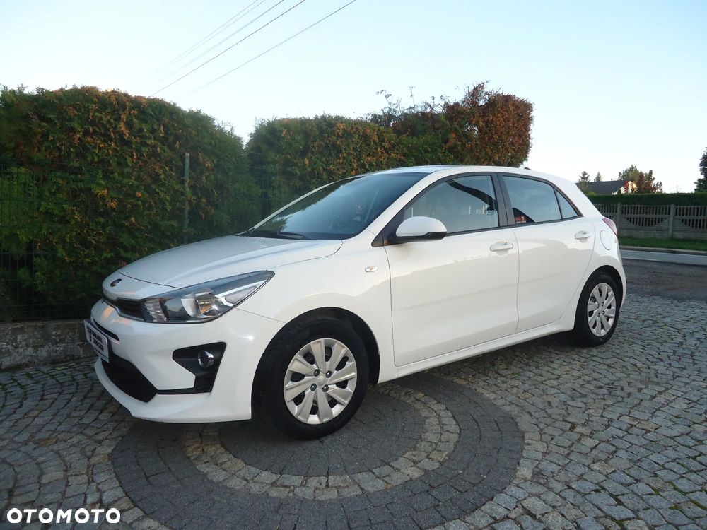Kia Rio - 2