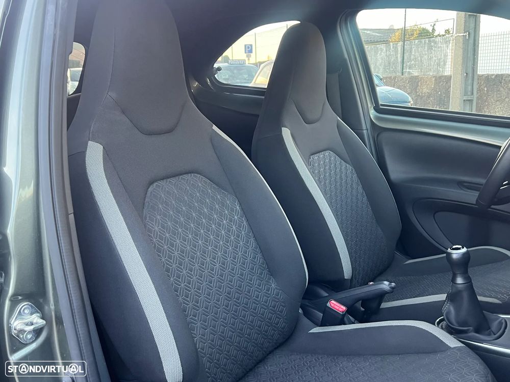 Toyota Aygo X 1.0 Pulse - 15