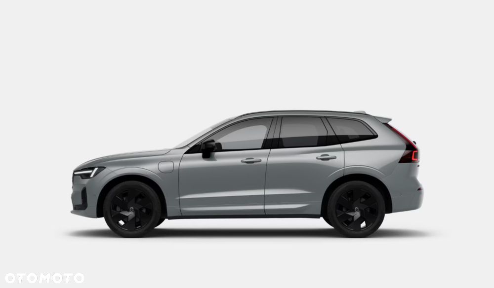 Volvo XC 60 T6 Plug-In Hybrid AWD Plus Black Edition - 3