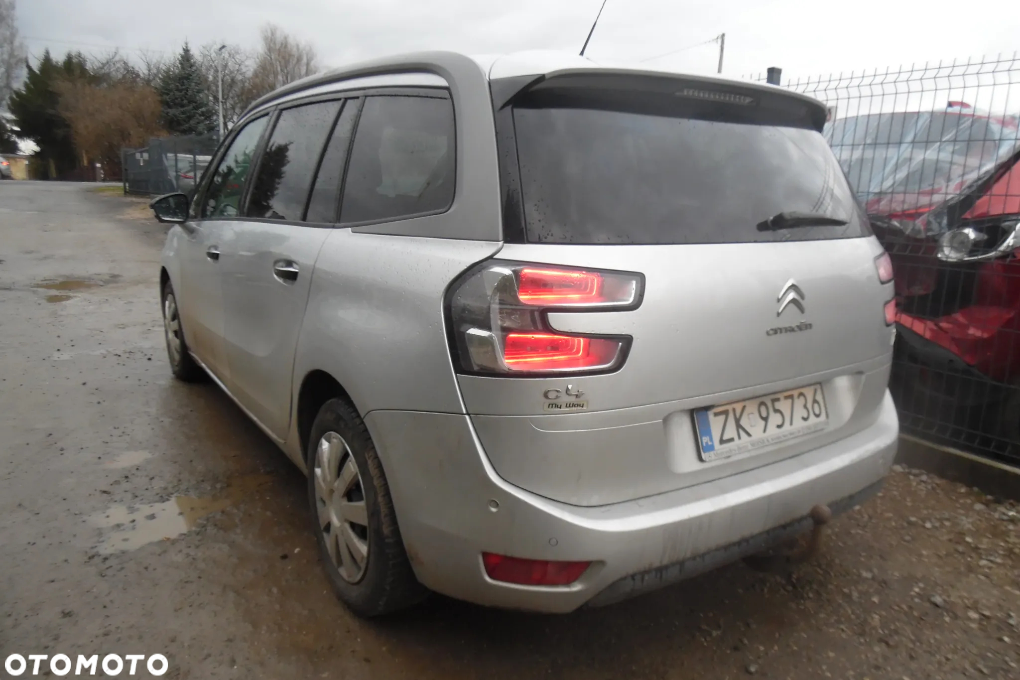 Citroën C4 Grand Picasso 1.6 e-HDi Attraction - 4