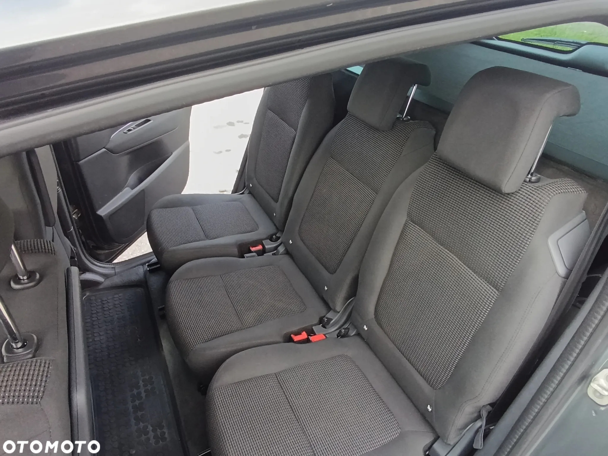 Peugeot 5008 BlueHDI 150 Allure - 19