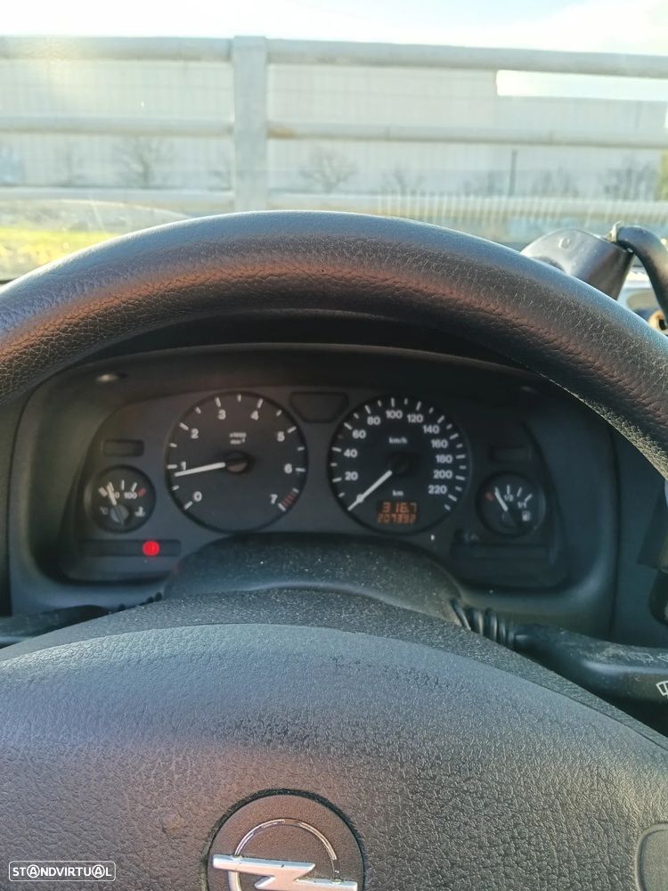 Opel Astra 1.4 Sport - 14