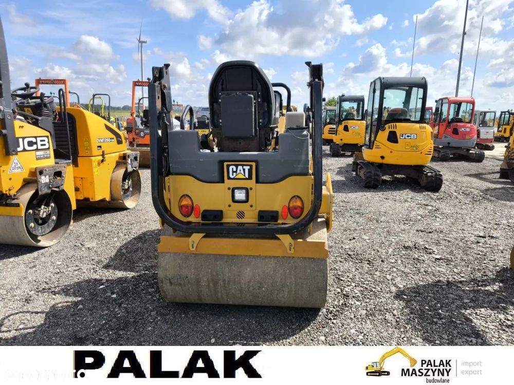 Caterpillar Walec drogowy  CAT CB 2.7   ,  2018 rok - 9