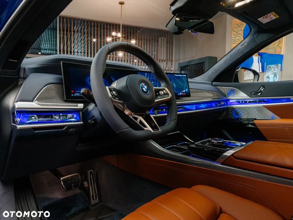 BMW Seria 7 M760e PHEV xDrive sport - 8