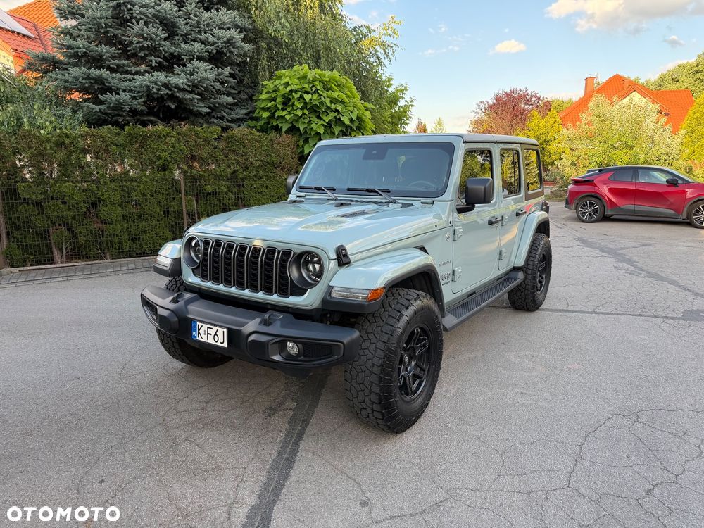 Jeep Wrangler - 1
