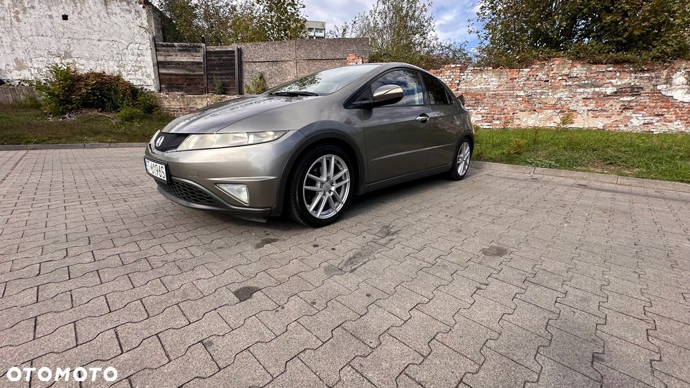 Honda Civic 1.8 Comfort - 3