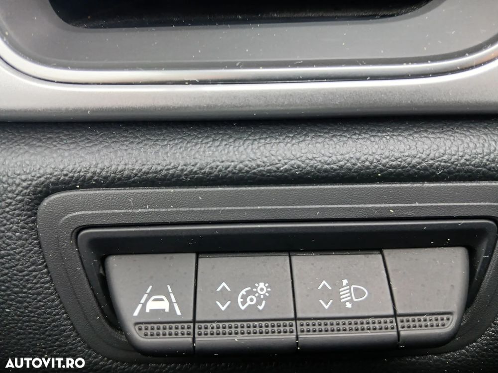 Renault Captur E-TECH Full Hybrid 145 Techno - 10