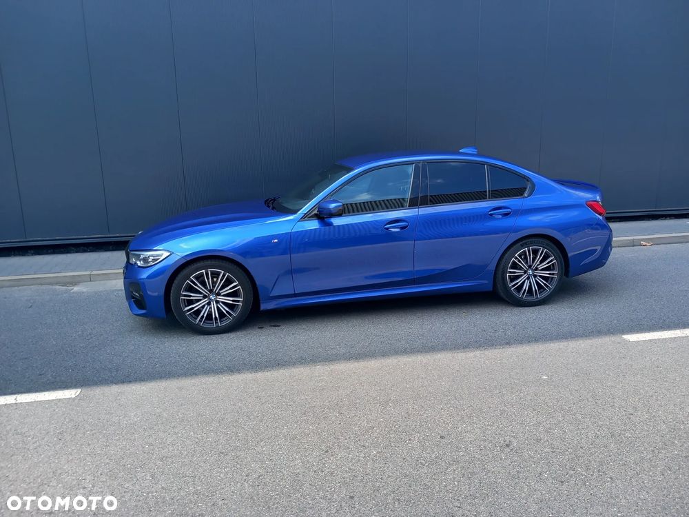 BMW Seria 3 318d M Sport Shadow - 27