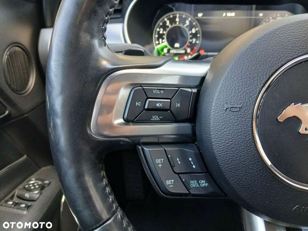 Ford Mustang 5.0 V8 GT - 24