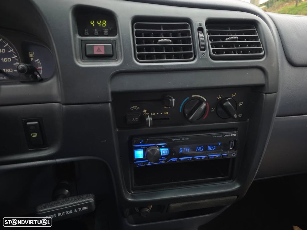 Toyota Hilux 2.4 TD LN165LSR Tracker - 9