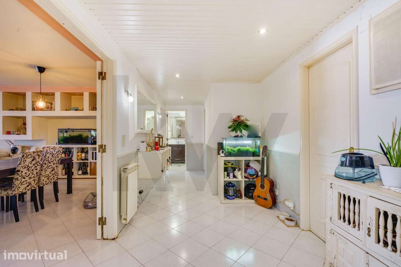Excelente Apartamento T3 com 125m2 Garagem e Lareira em Fitares - Grande imagem: 2/27