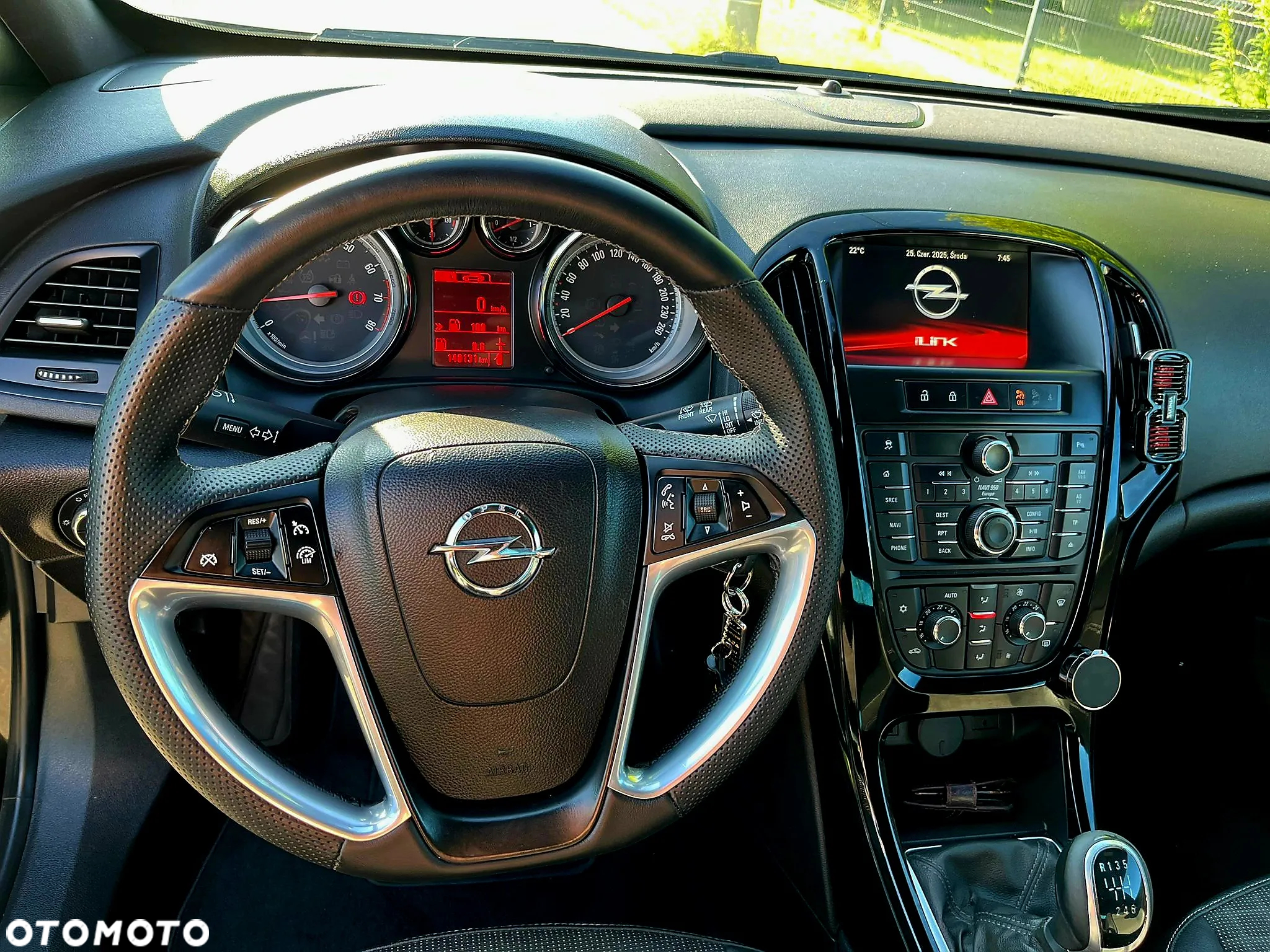Opel Astra IV GTC 1.4 T Active - 11