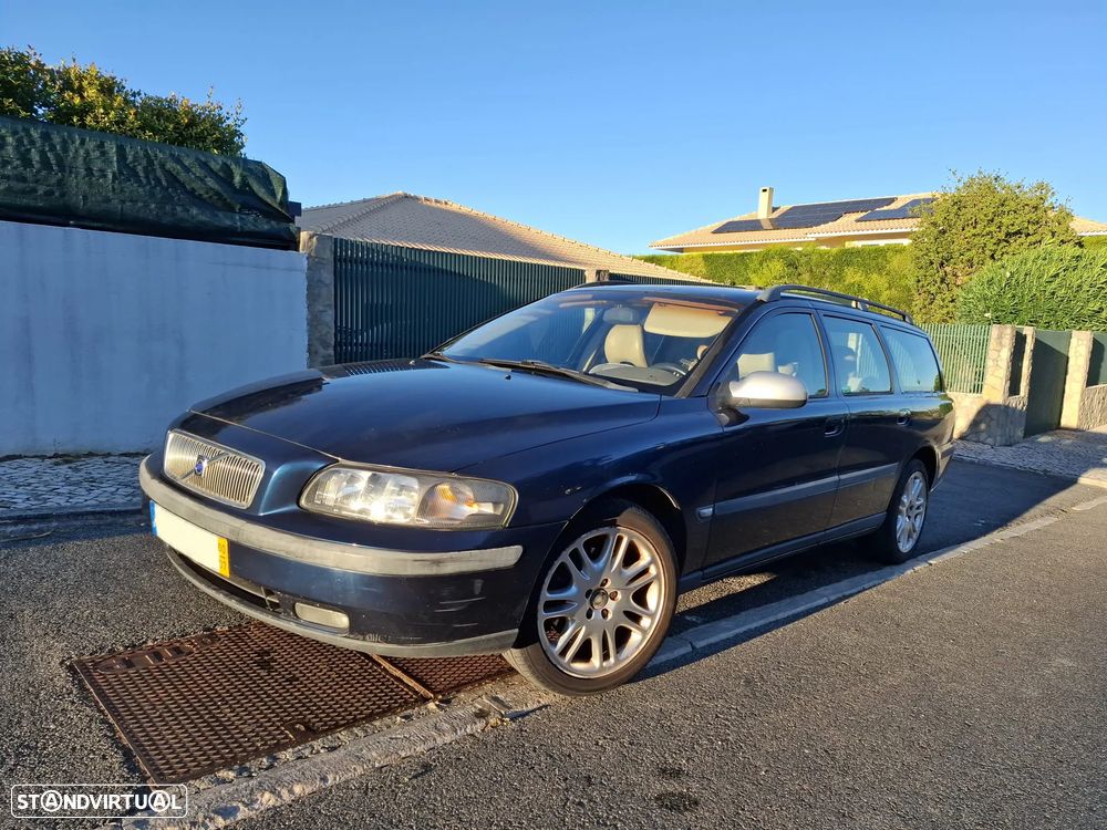 Volvo V70 T5 - 1
