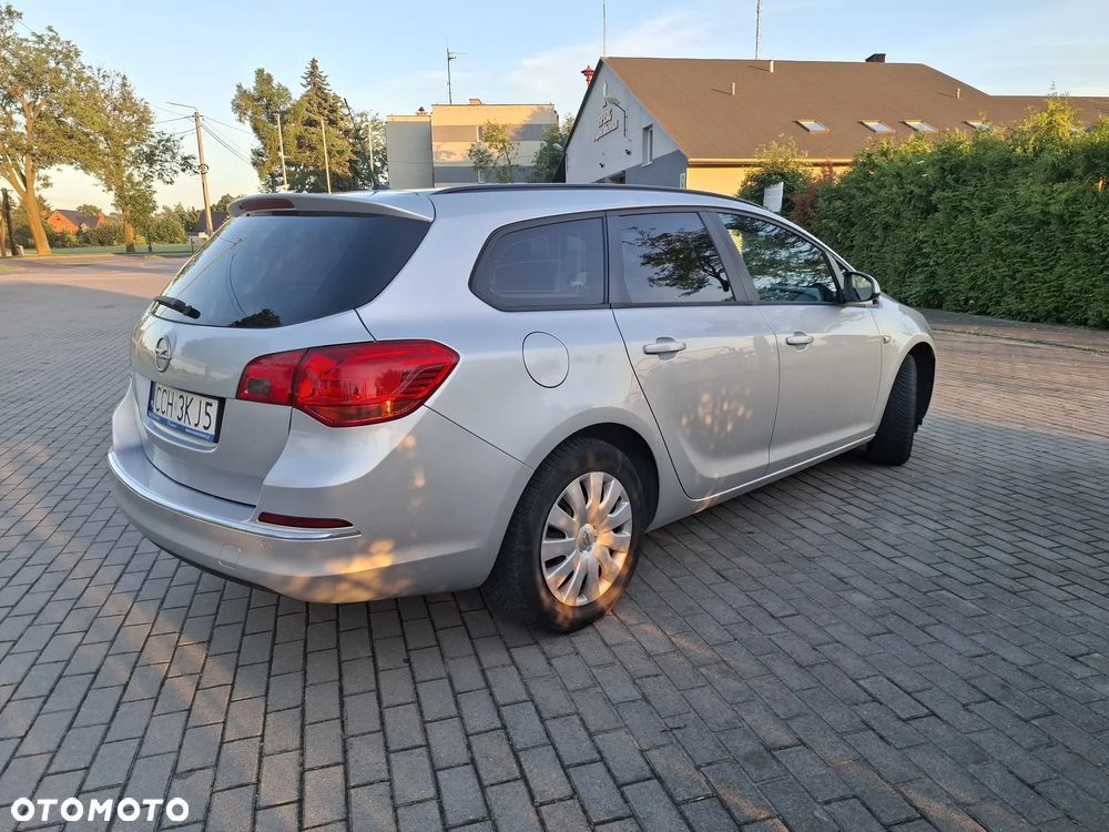 Opel Astra 1.6 - 7
