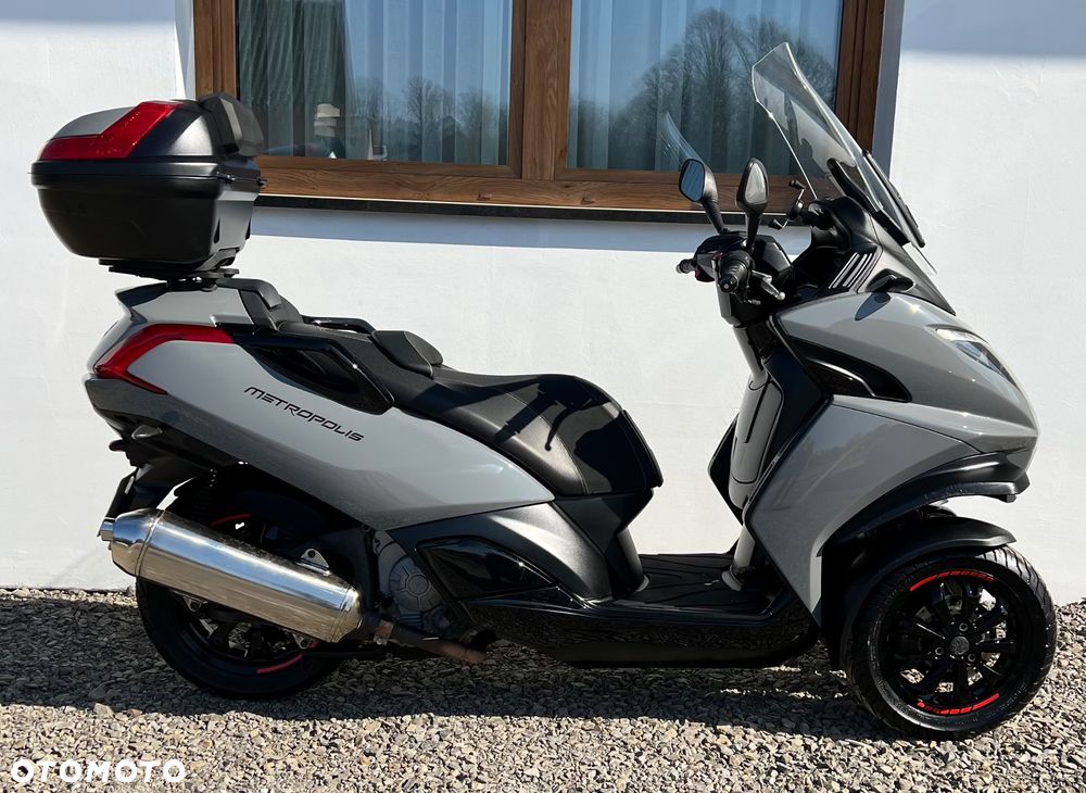 Peugeot Metropolis - 1