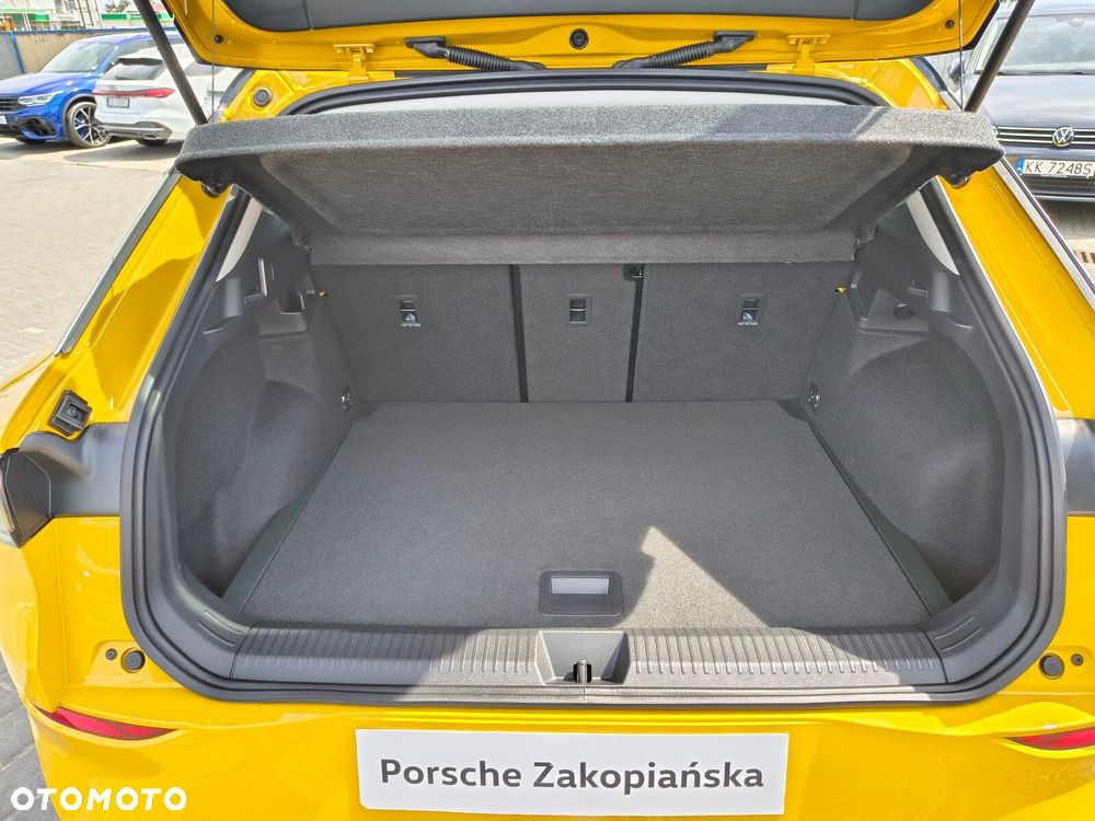 Volkswagen T-Roc - 8
