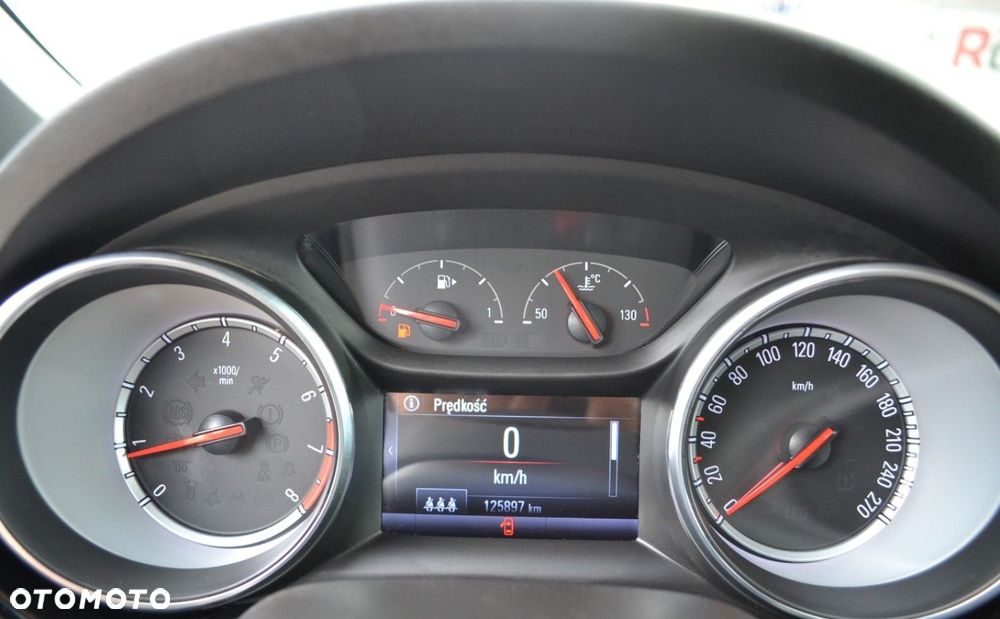 Opel Astra 1.4 Turbo Innovation - 22