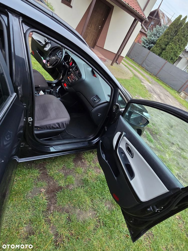 Kia Ceed - 16