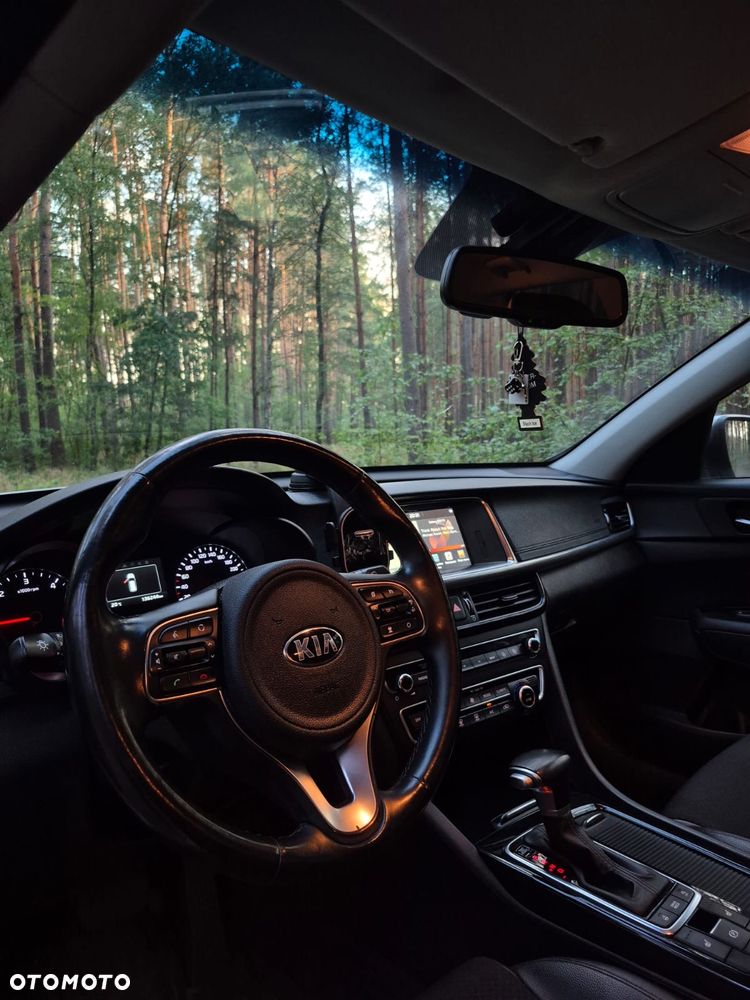 Kia Optima 1.7 CRDI XL DCT - 8