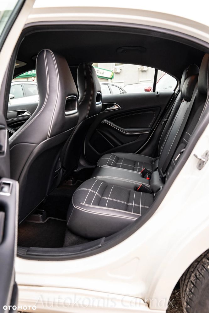 Mercedes-Benz Klasa A 180 CDI (BlueEFFICIENCY) - 23