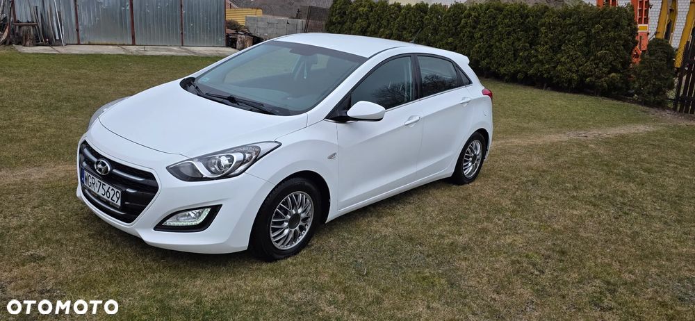 Hyundai i30 1.6 GDI BlueDrive Premium - 8