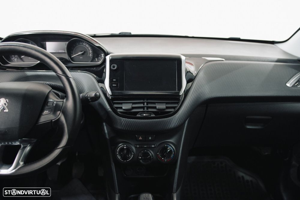 Peugeot 2008 1.6 BlueHDi Style - 8