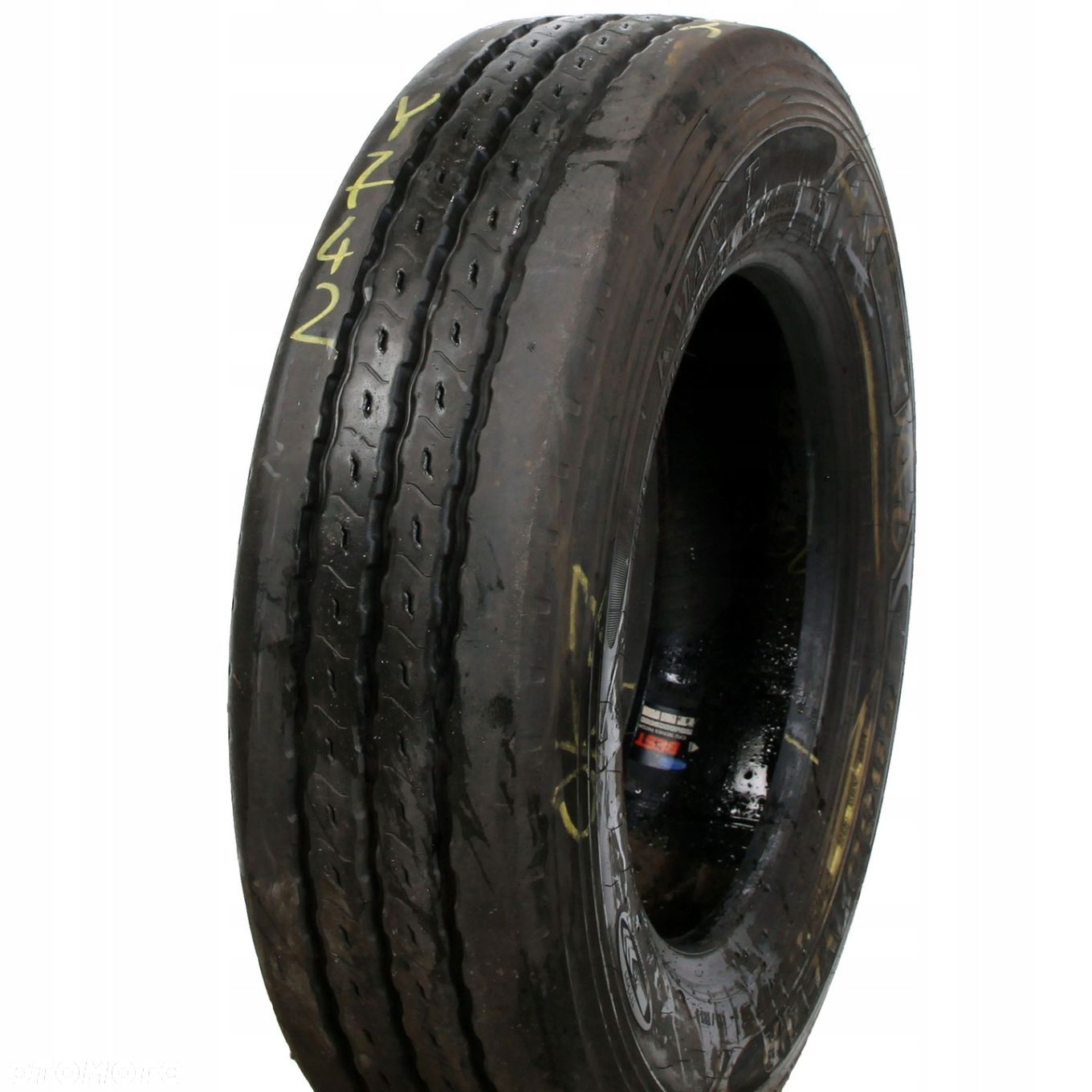 Opona TIR 215/75R17.5 Goodyear KMAX T idY742 - 1
