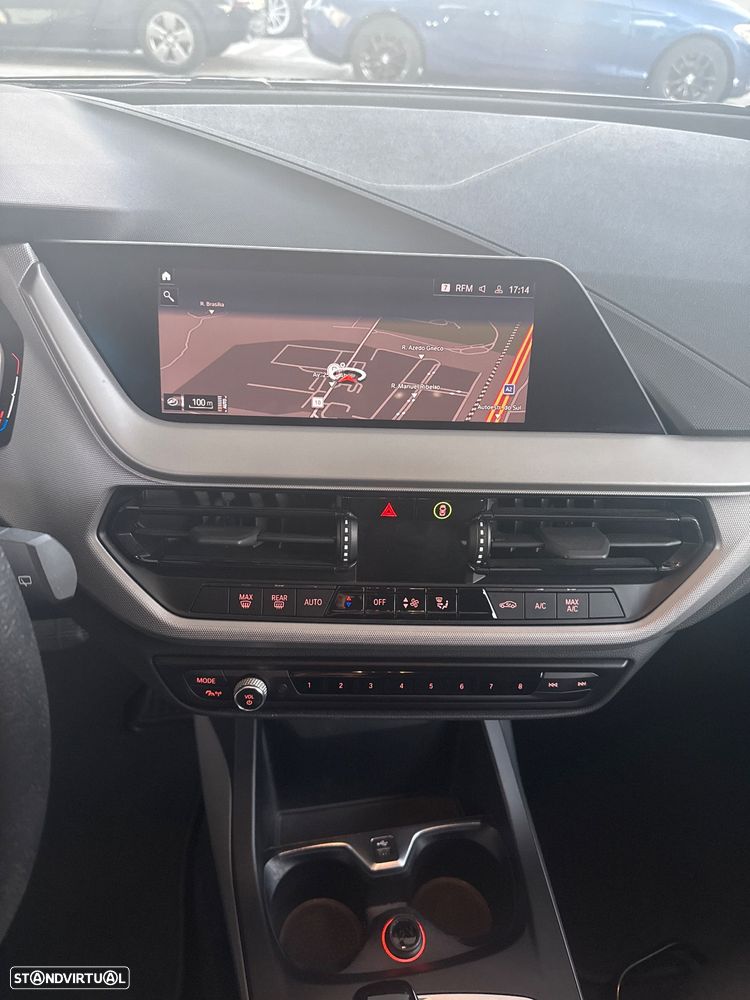 BMW 116 d Corporate Edition Auto - 8