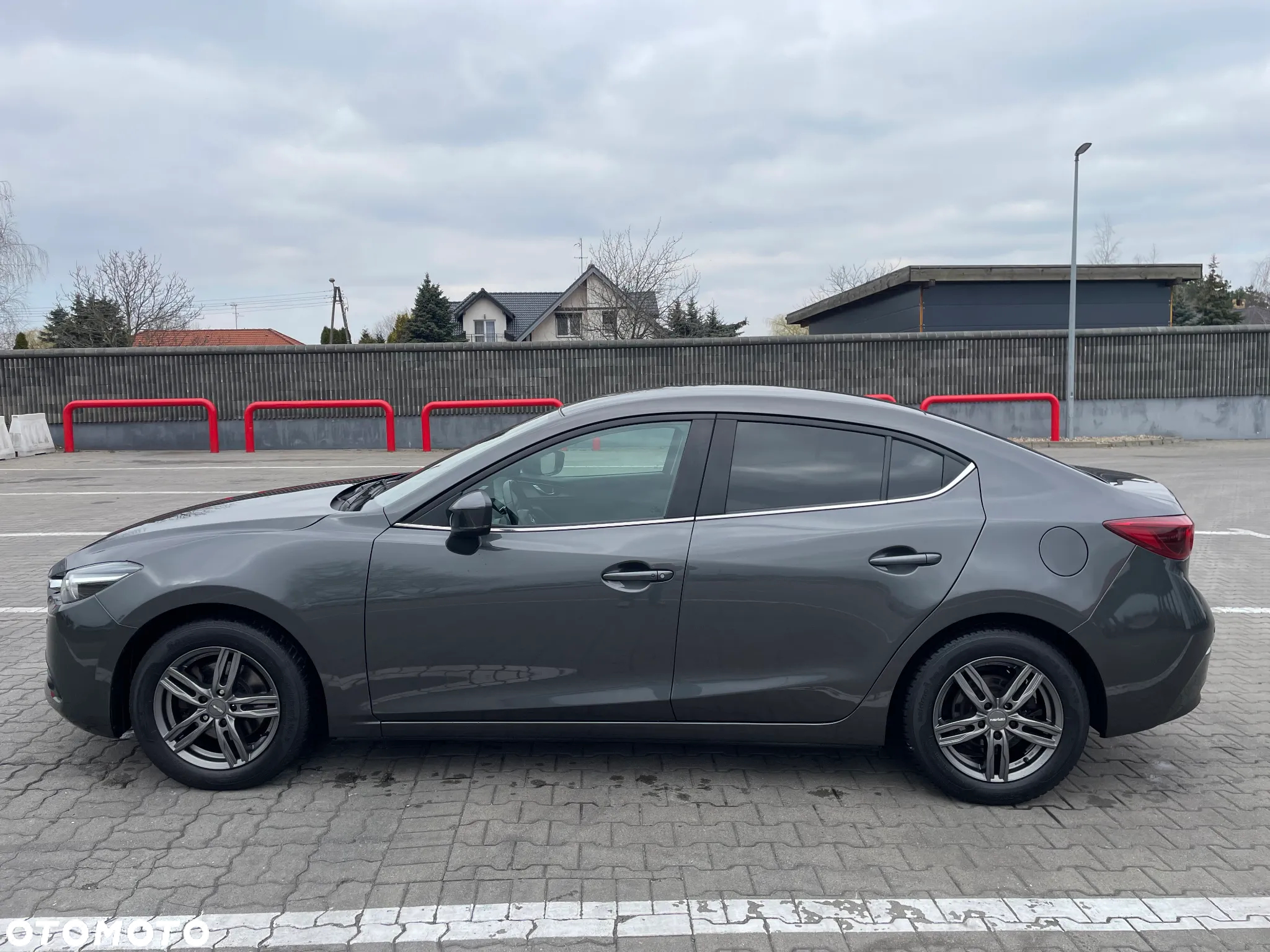 Mazda 3 SKYACTIV-G 120 Exclusive-Line - 3