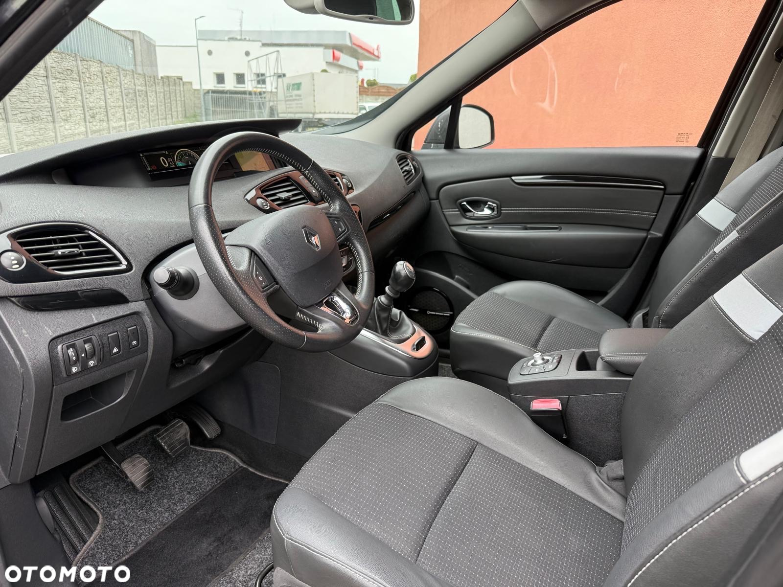 Renault Grand Scenic Gr 1.2 TCe Energy Bose Edition - 24