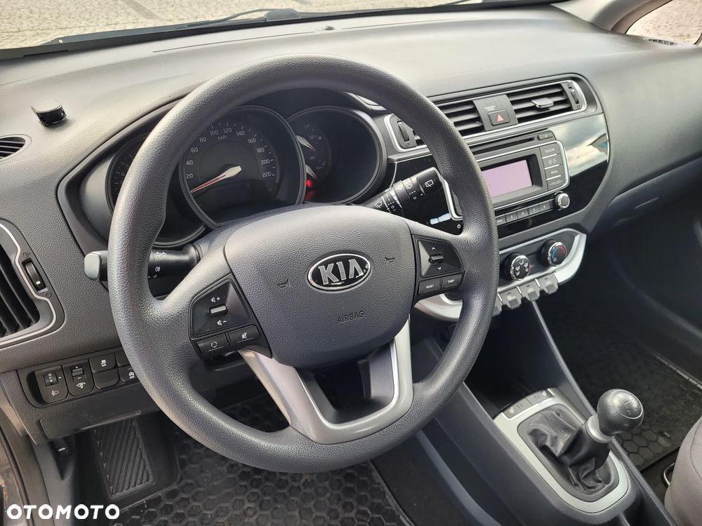 Kia Rio 1.2 Attract - 9