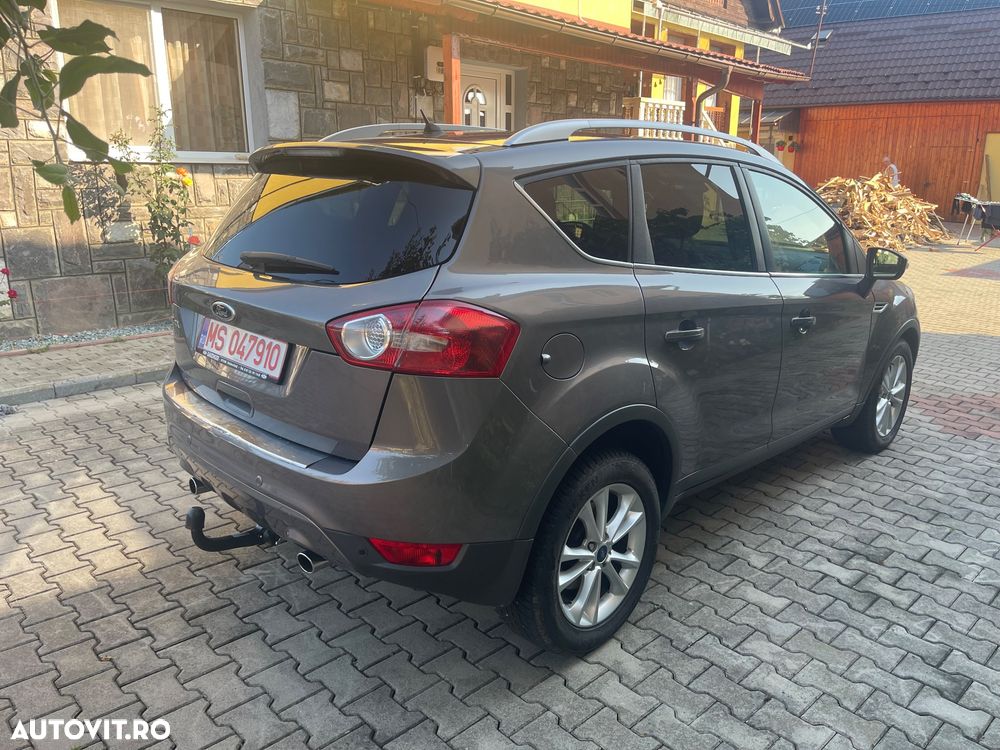 Ford Kuga - 4