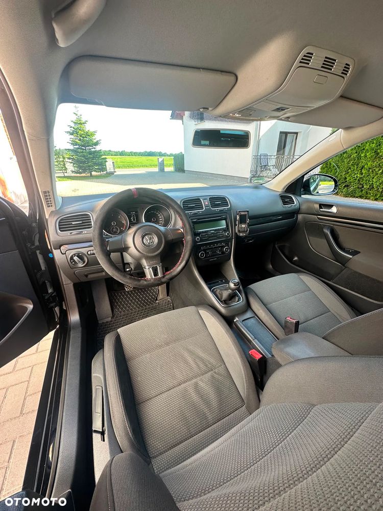 Volkswagen Golf 1.6 TDI DPF BlueMotion - 8