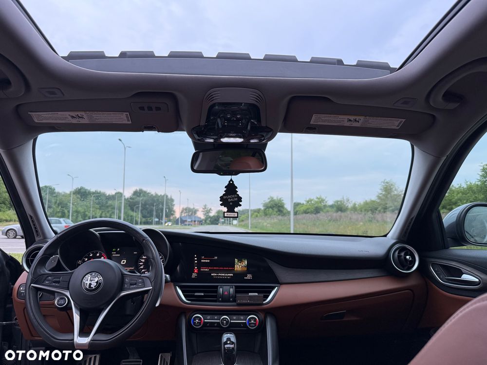 Alfa Romeo Giulia 2.0 Turbo Veloce TI Q4 - 20