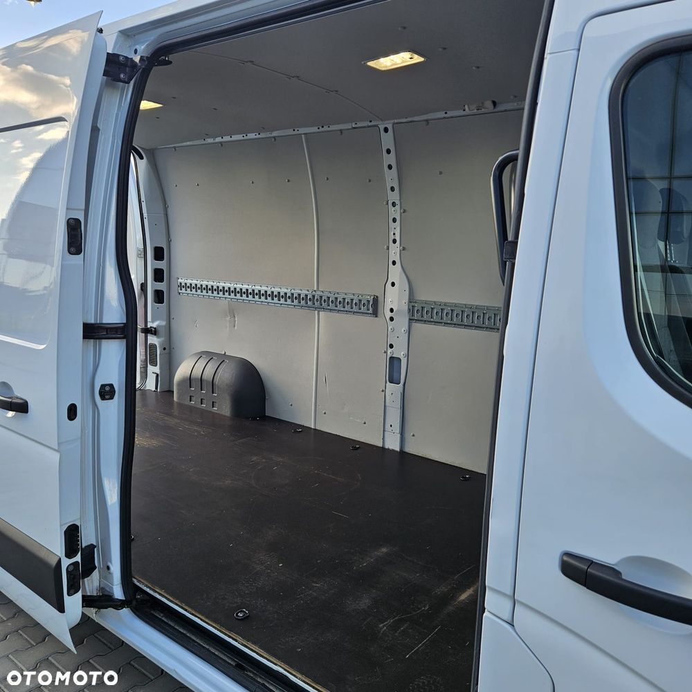 Renault Master - 13