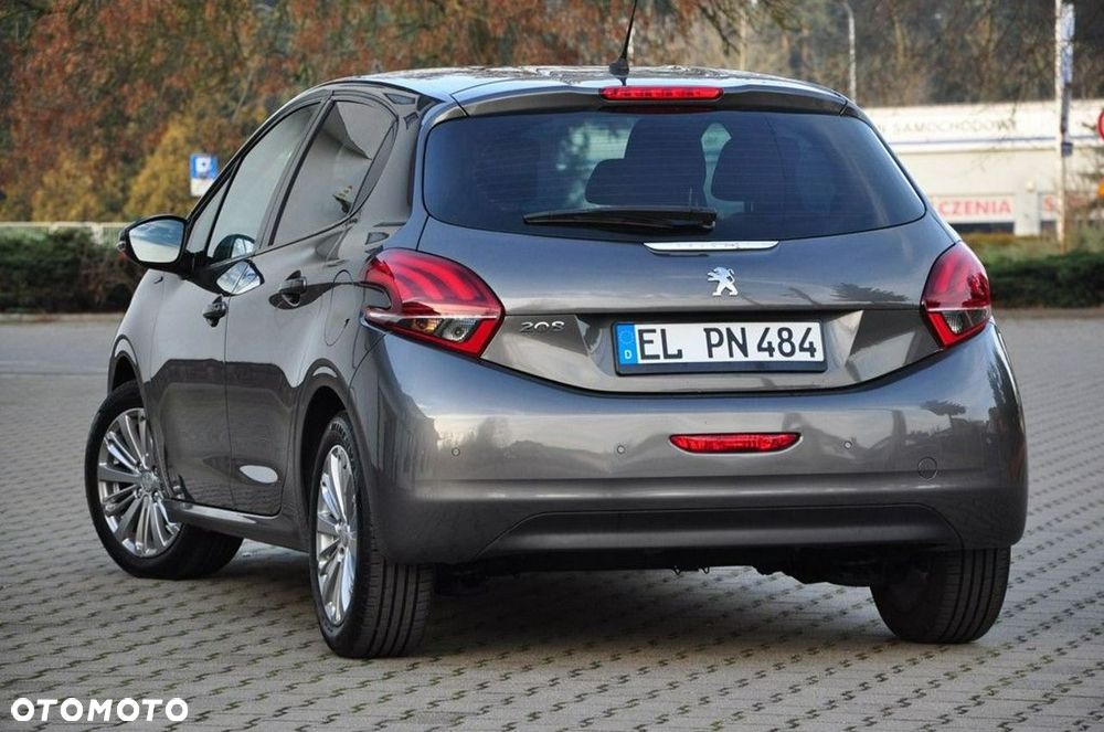 Peugeot 208 PureTech 82 Stop & Start Signature - 23