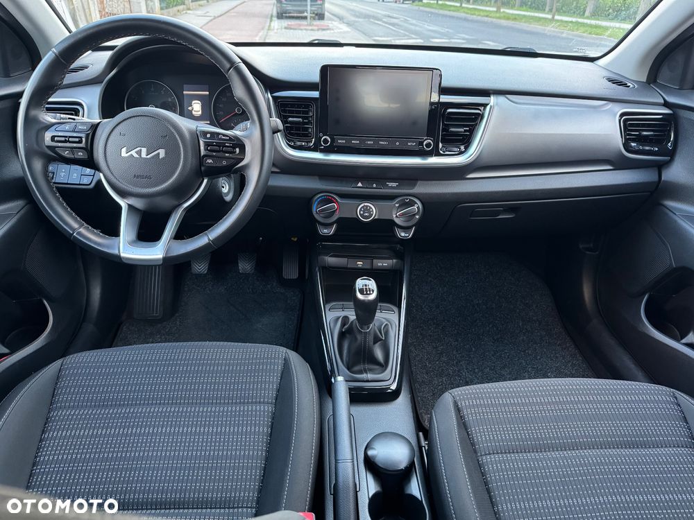 Kia Stonic 1.0 T-GDI L Business Line - 4