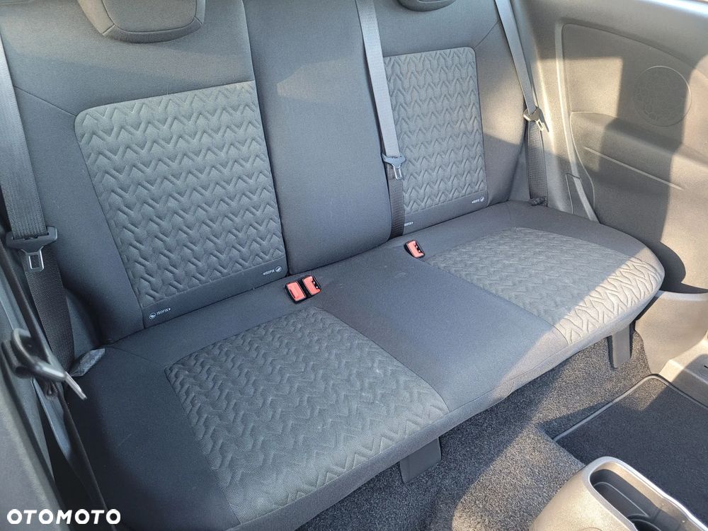 Opel Corsa 1.4 16V Active - 25