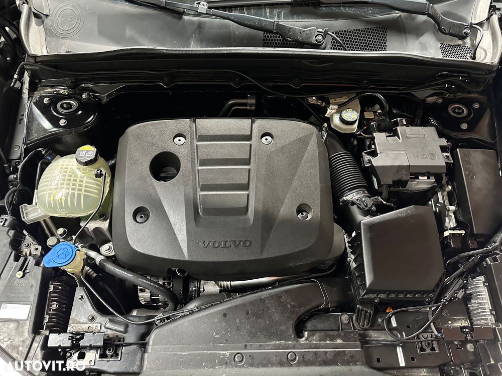 Volvo XC 40 D3 AWD Momentum - 18