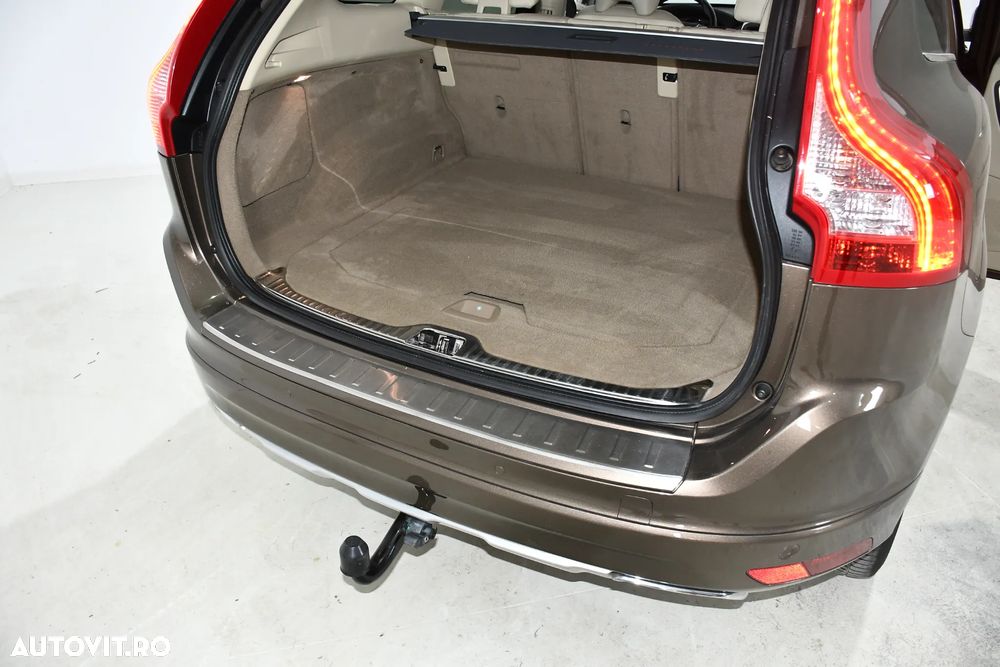 Volvo XC 60 D4AWD Summum - 29