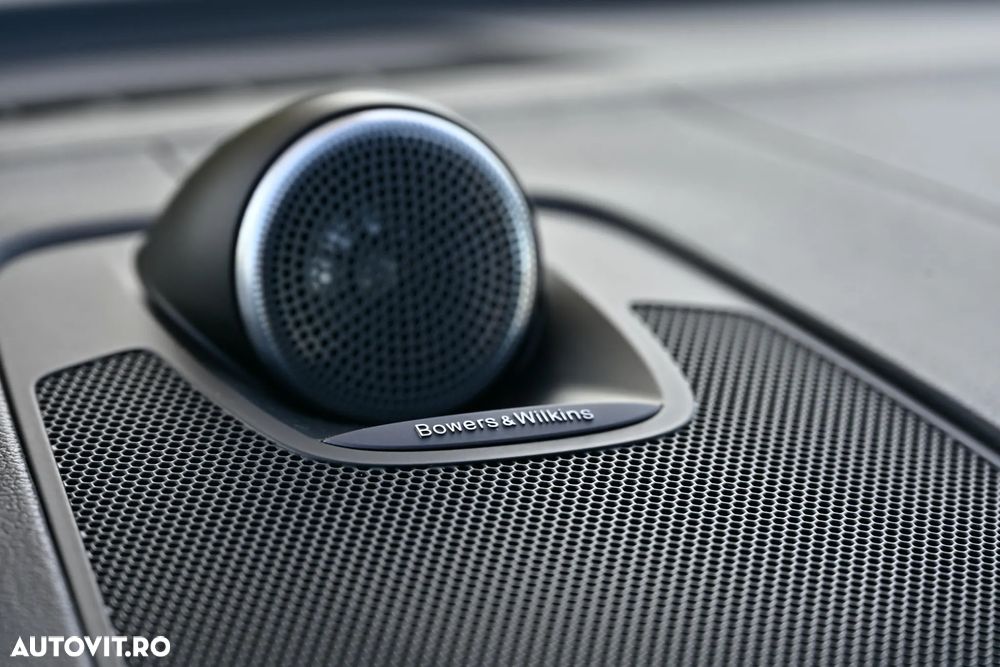 Volvo XC 60 D5 AWD Geartronic RDesign - 34