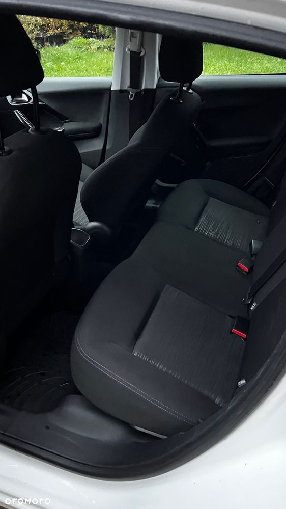 Peugeot 208 1.0 VTi Access - 11