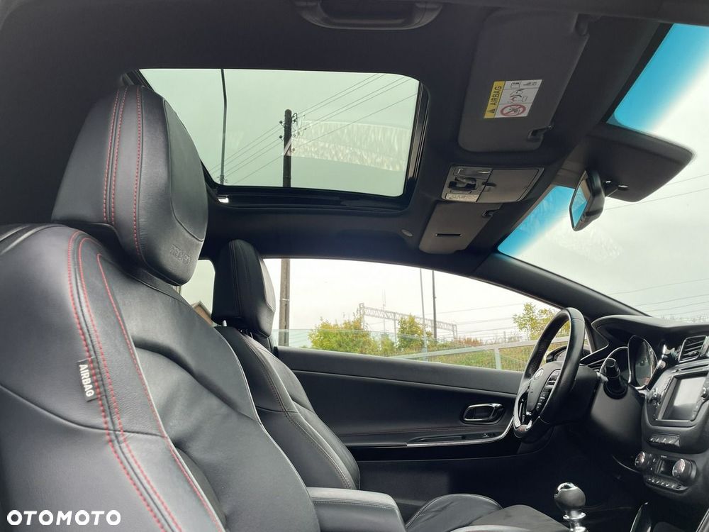 Kia ProCeed 1.6 T-GDI GT Edition 1 - 27