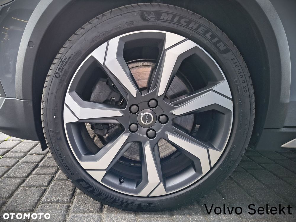 Volvo V60 Cross Country - 11