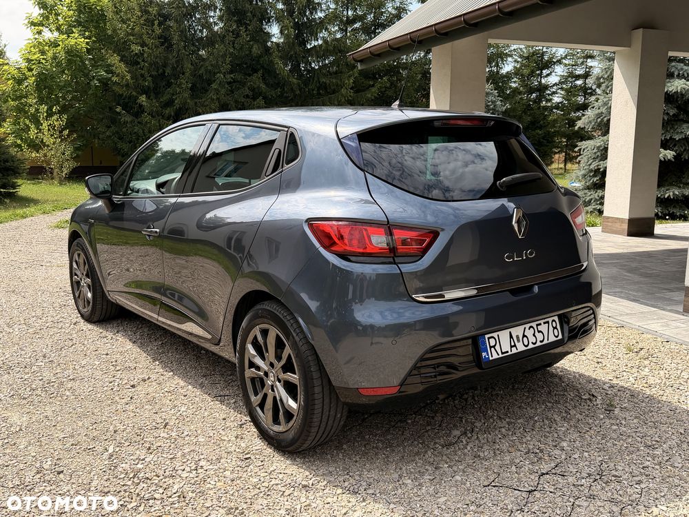 Renault Clio - 5