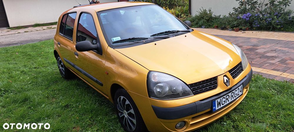 Renault Clio - 1