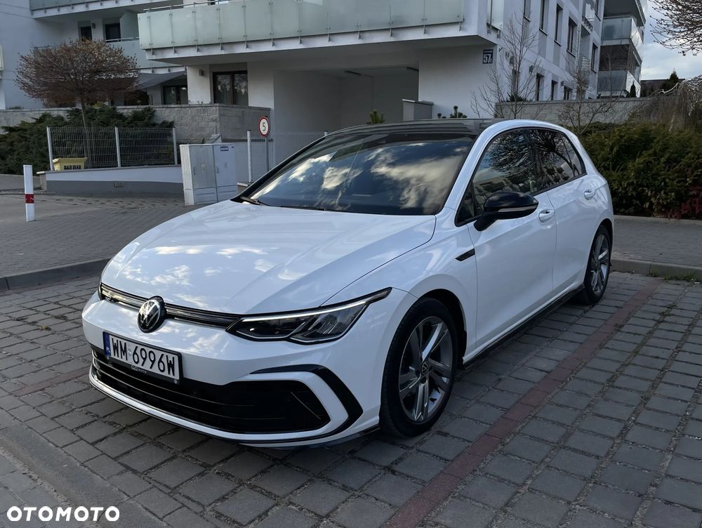 Volkswagen Golf 1.5 eTSI EVO R-Line DSG - 1