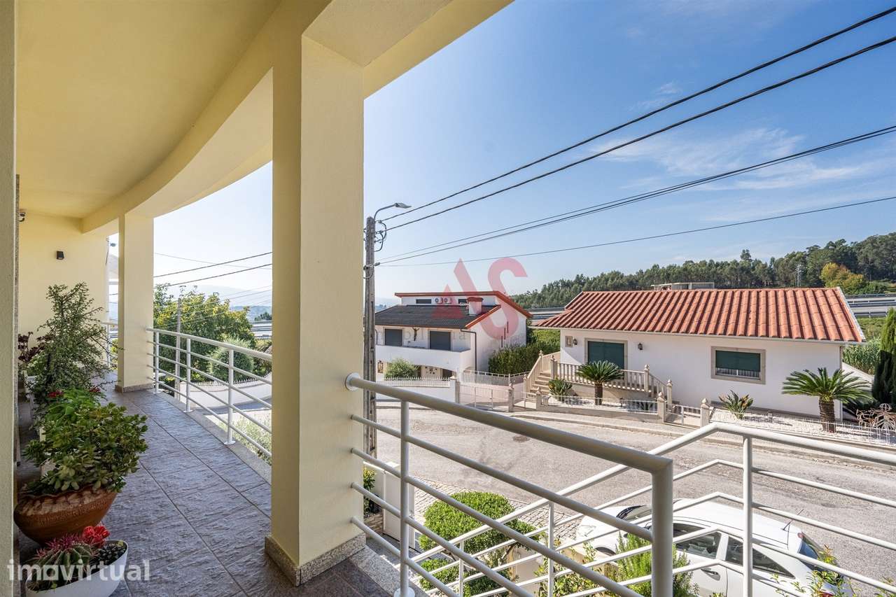 Moradia T3 Geminada em Aveleda, Lousada - Grande imagem: 5/25